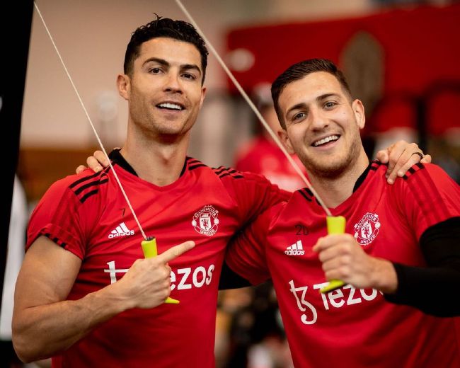 小莹一夜五次高潮十四部